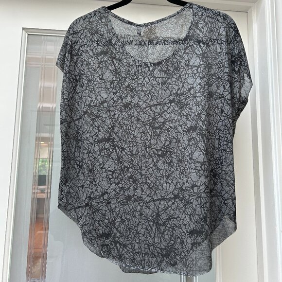 Andy South top NWT - Picture 2 of 4